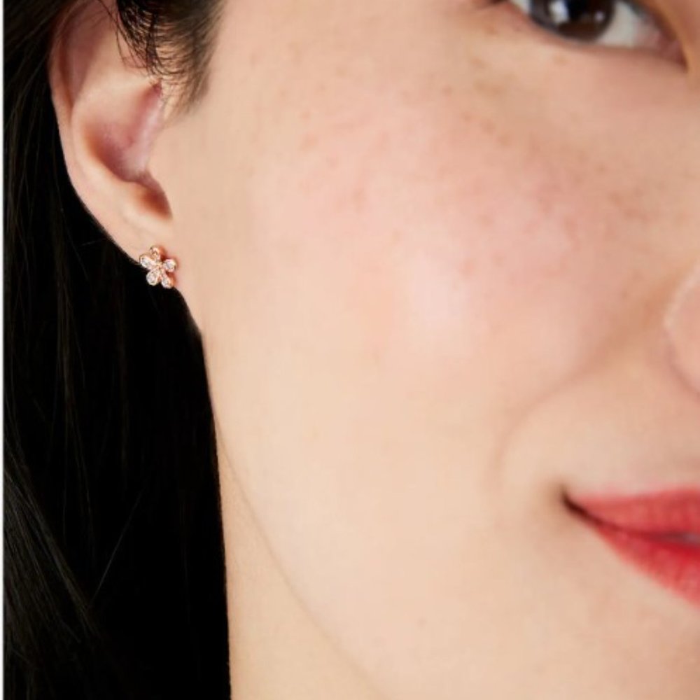 kate spade Gleaming Gardenia Flower Studs NEW - Picture 2 of 8